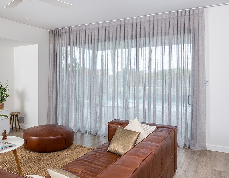 indoor curtains 01