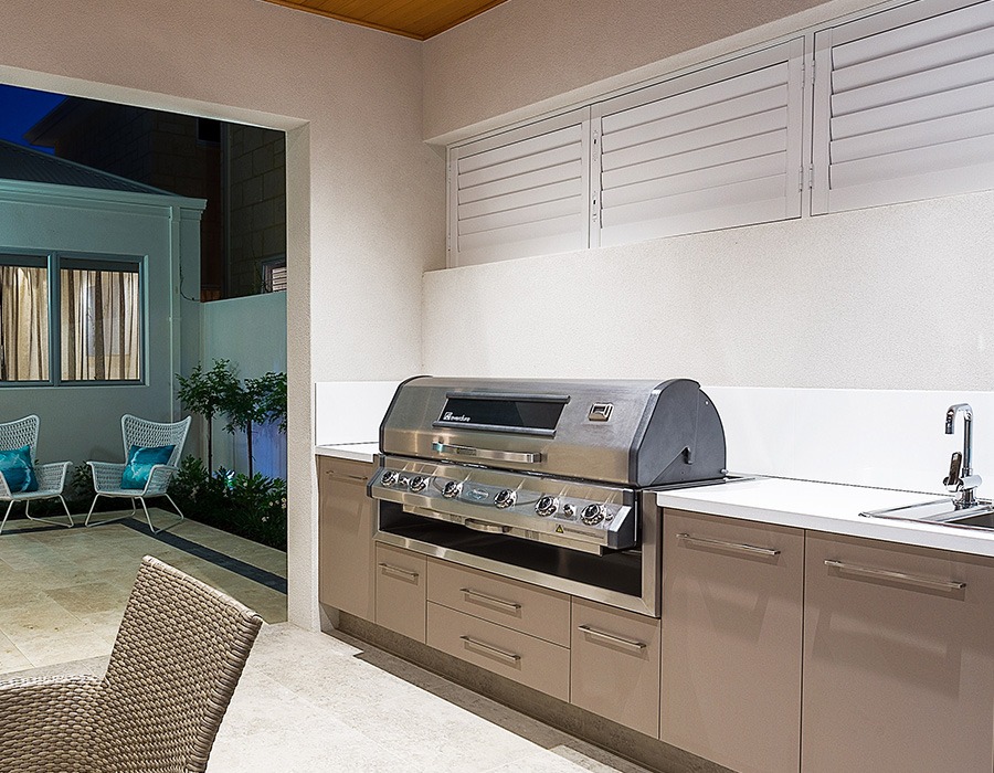 outdoor aluminium shutters 09